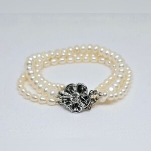 Vintage Style Triple Strand Faux Pearl Bracelet w/ Floral Clasp